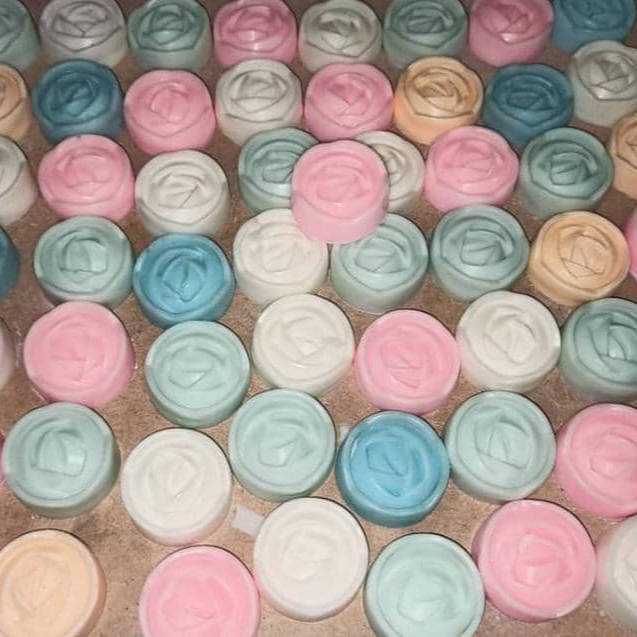 شموع معطرة للملابس