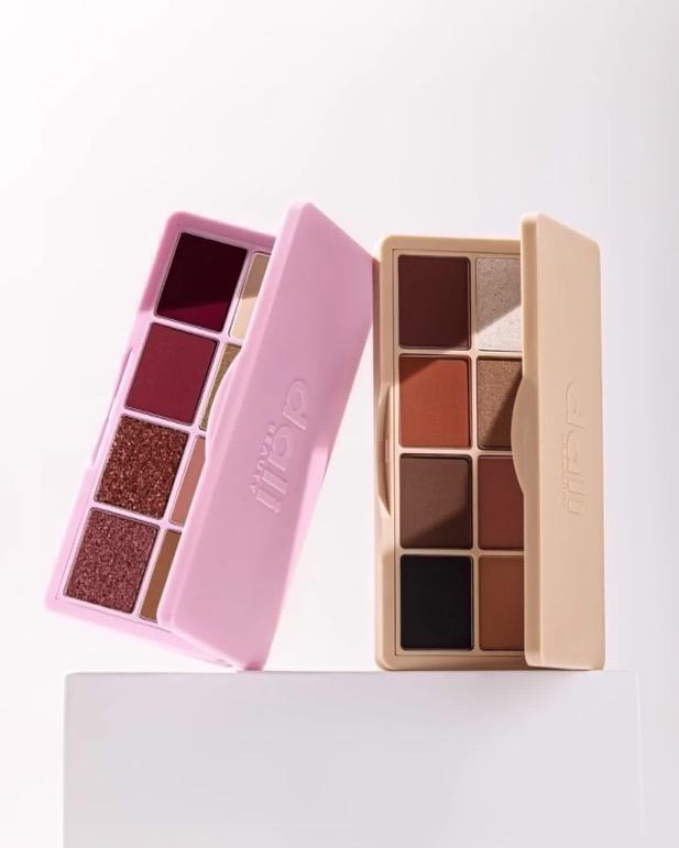 DALI EYESHADOW PALLETT