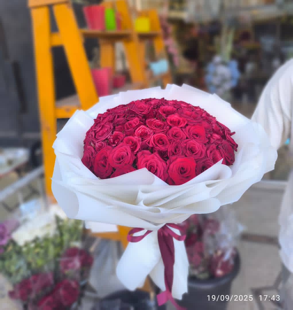باقة ورد جوري أحمر شكل (2)