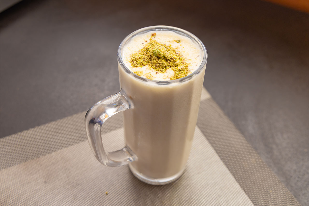 حليب وموز وقشطة