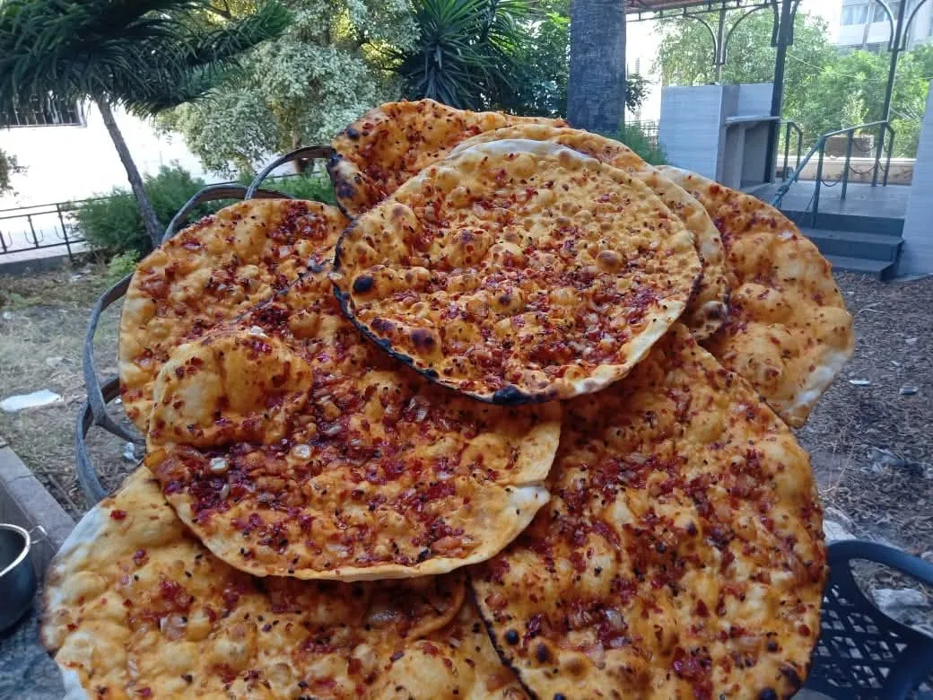 فطيرة محمرة