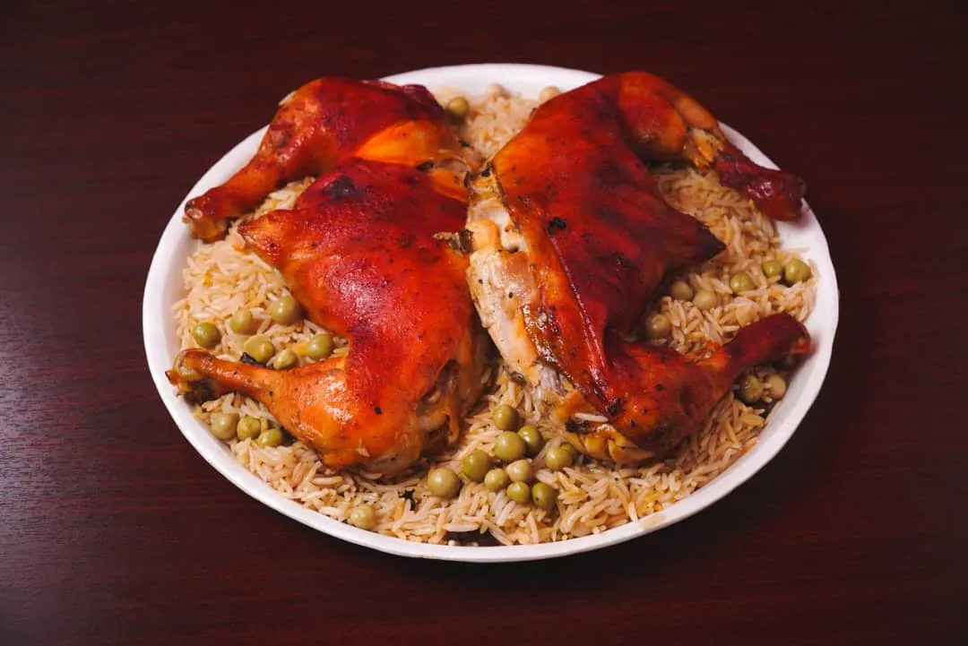 منسف برياني (٤ اشخاص)