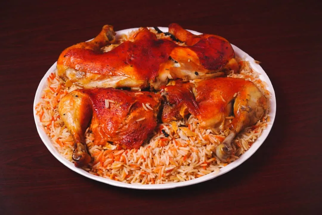 منسف مندي (٤ اشخاص)
