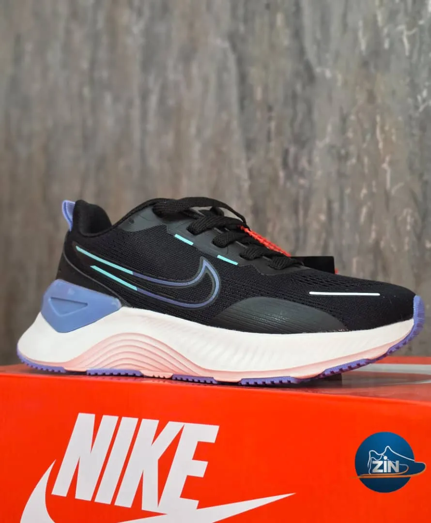 NIKE 8131