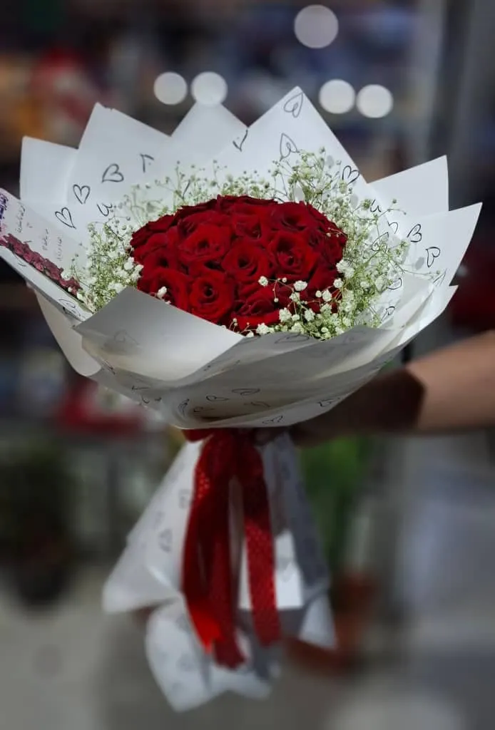 بوكيه ورد جوري أحمر