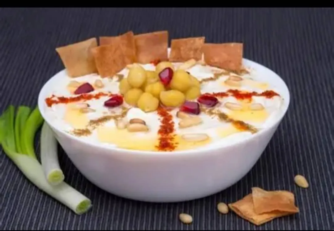 صحن فتة حمّص