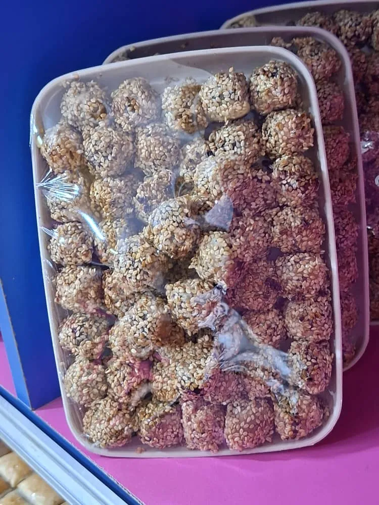 كرات السمسم