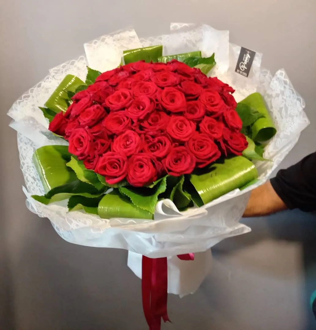 باقة روز احمر