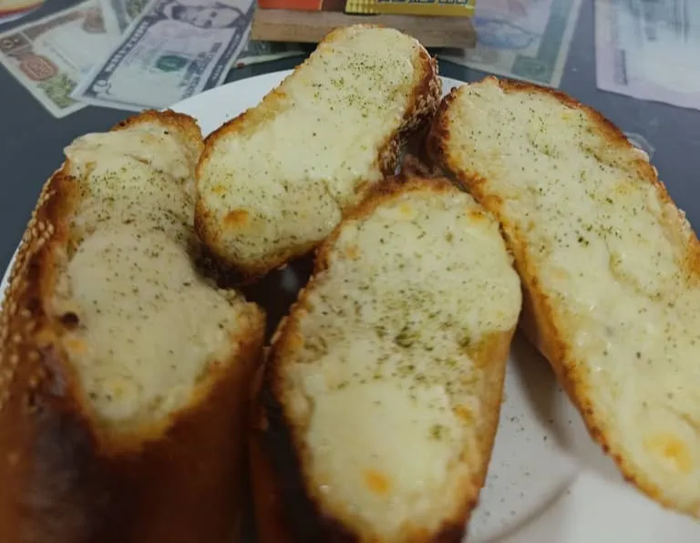 خبز بالثوم