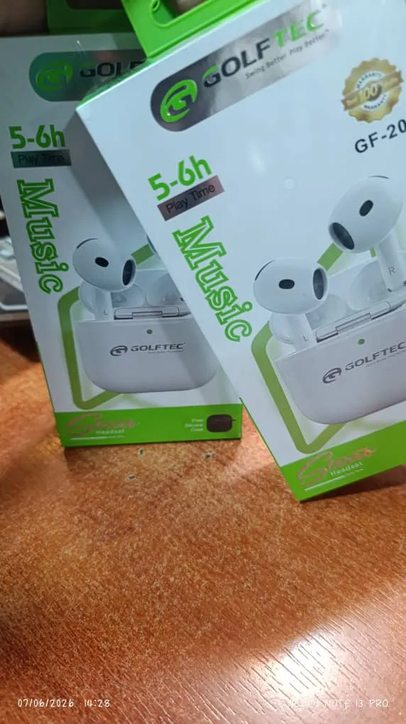 سماعات لاسلكية Airpods Pro من شركة Golf
