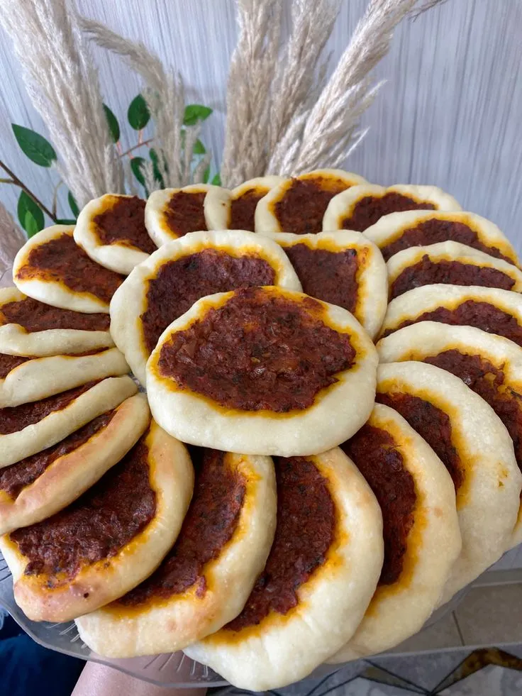 فطيرة محمرة