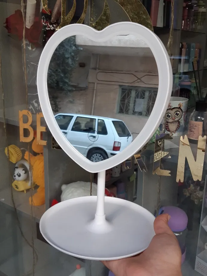 مراية مع ليد