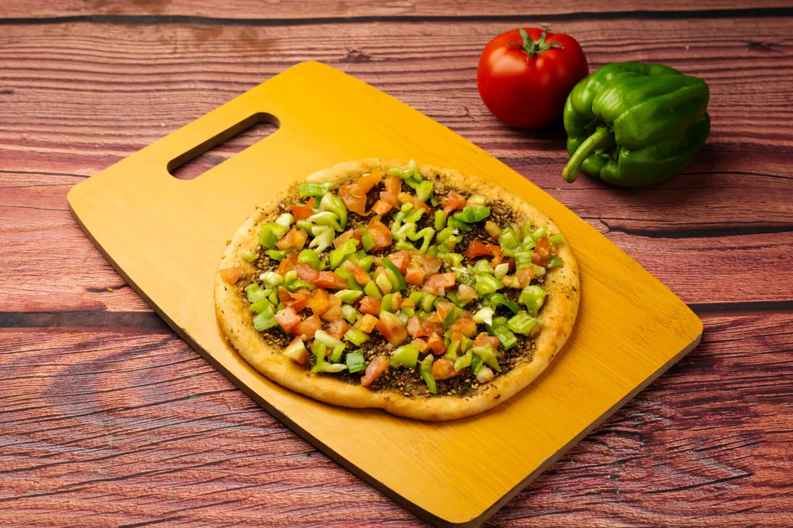 منقوشة زعتر بالخضار