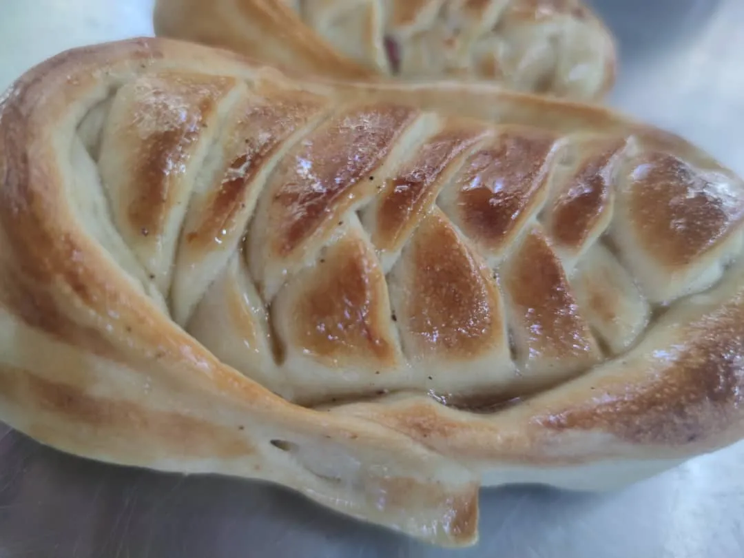 فطيرة  فطر وقشقوان