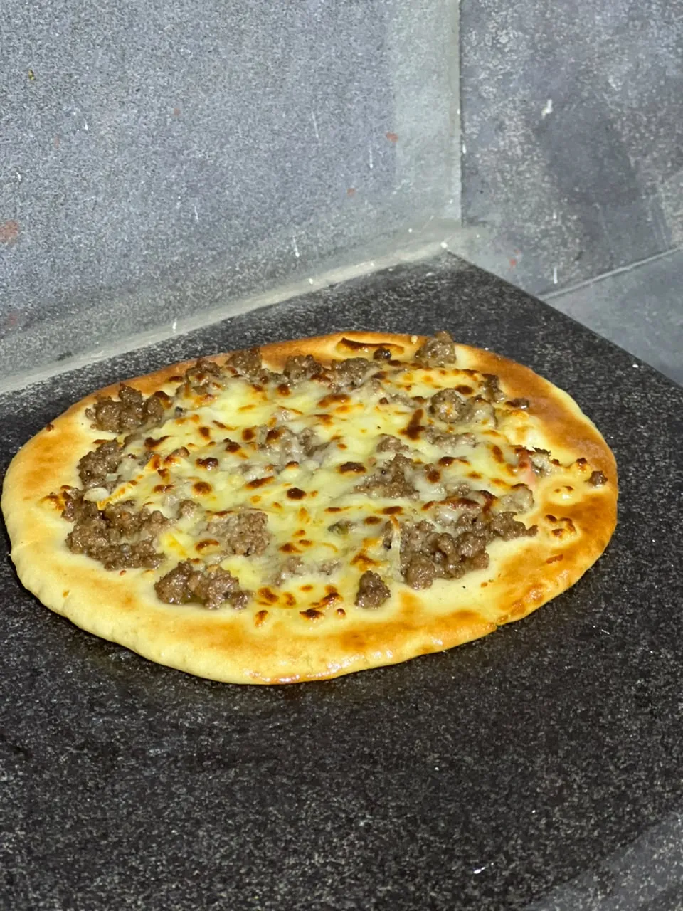 سجق مع جبنة