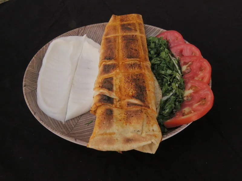 سندويش شقف لحم