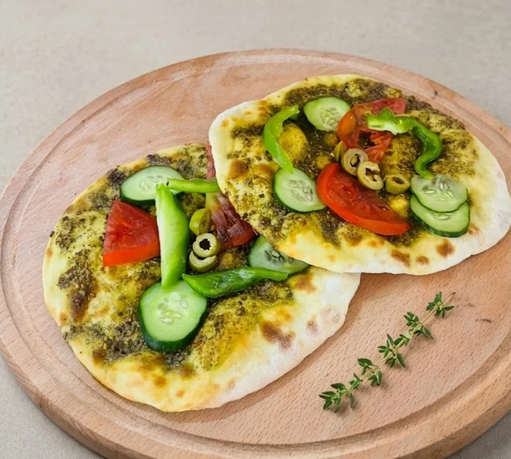 فطيرة زعتر مع خضار