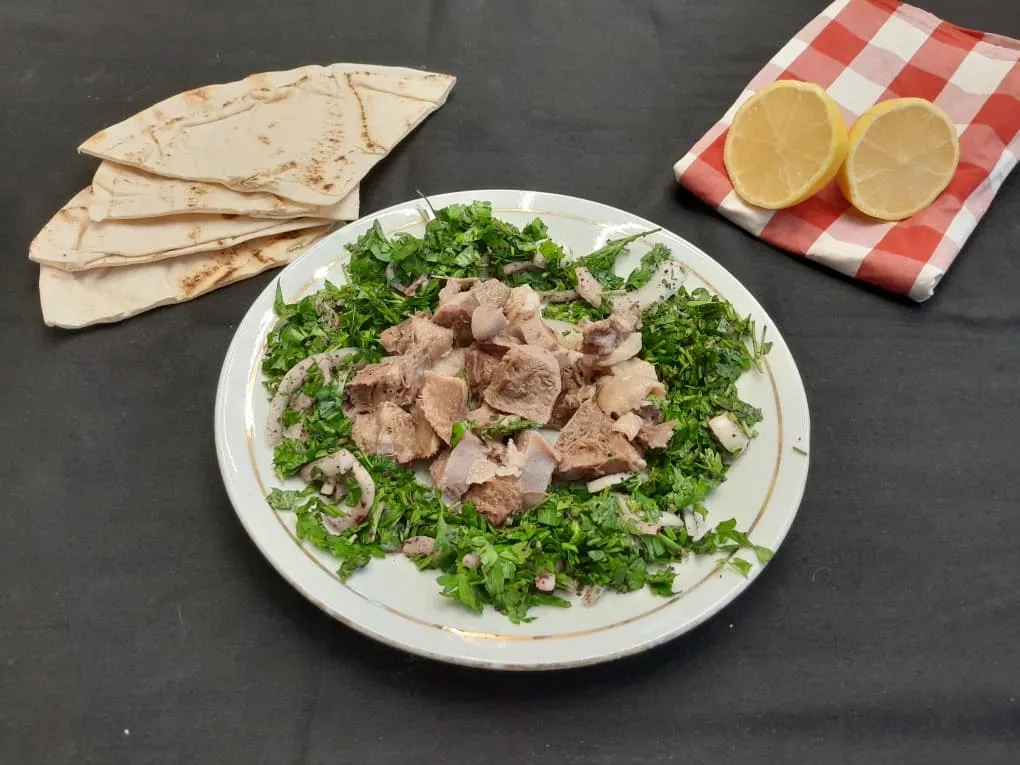 وجبة لسانات