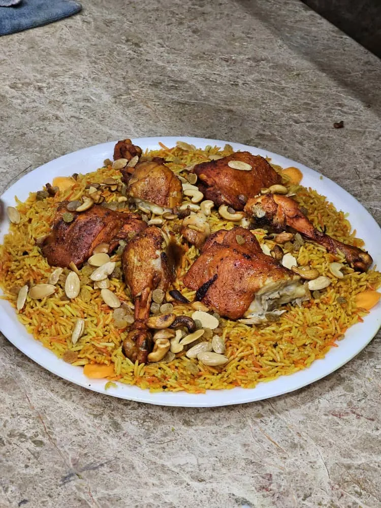منسف 15 شخص