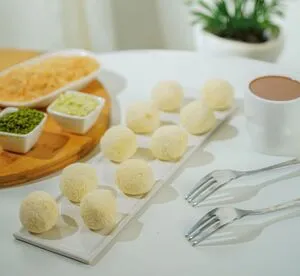 مجموعة كرات بستاشيو