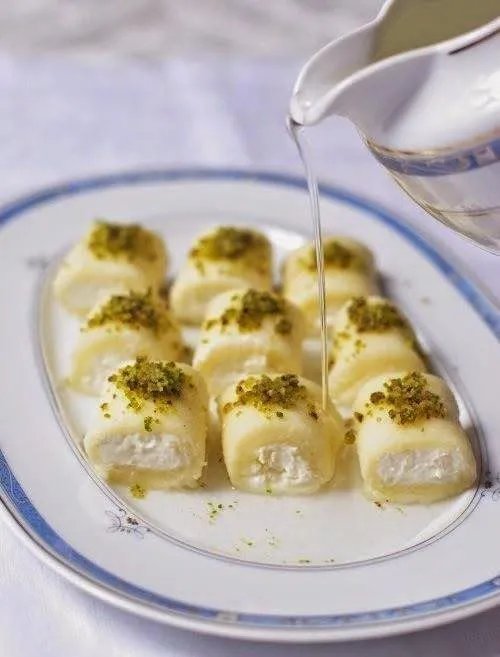 حلاوة الجبن بالقشطة العربية